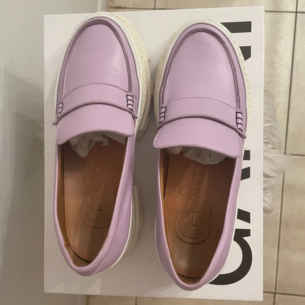Ganni Orchid Blossom Chunky Loafer size 39(9) - Picture 6 of 7